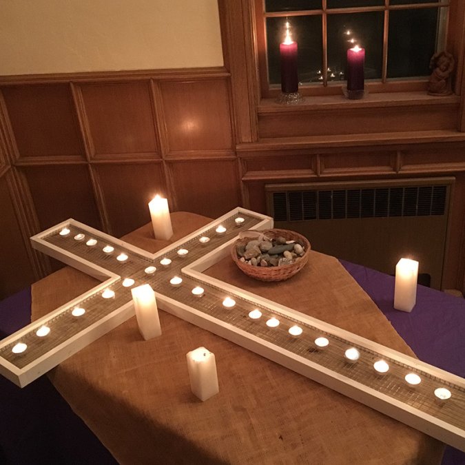 Ash-Wednesday-candle-cross