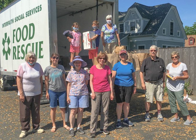 2021-06-05_spring-food-drive-volunteers-morning-shift